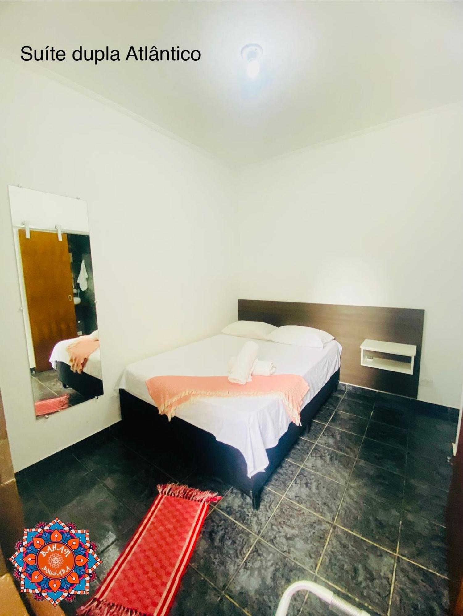 Bahan Suites Privativas - Ideal Para Casais ウバトゥバ エクステリア 写真